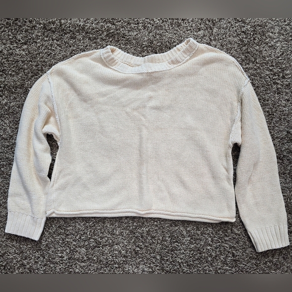 American Eagle Outfitters Sweaters - New American Eagle cable sweater size L